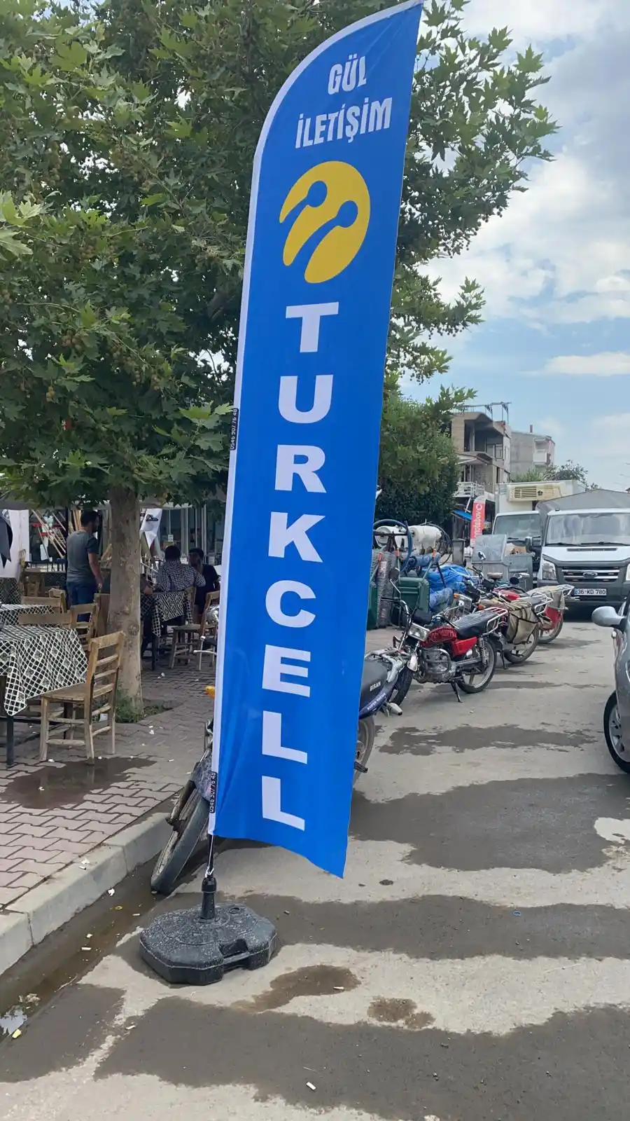 Cep Telefoncu Yelken Bayrağı-4